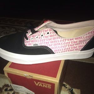 Brand new men’s pink lettering vans